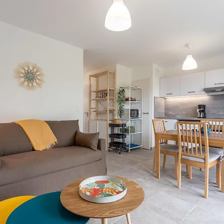 Canopy By Interhome Hyères