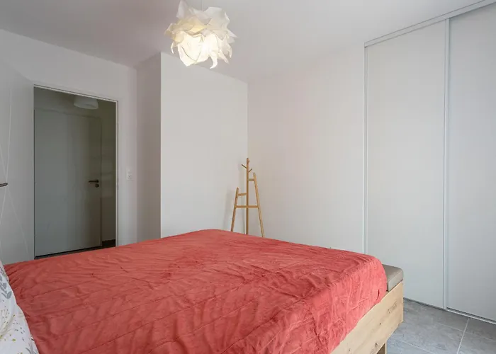 Canopy By Interhome Hyeres